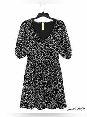 Bee Stitched Animal Print Dress Women’s Medium Black White Puff Sleeve Lined